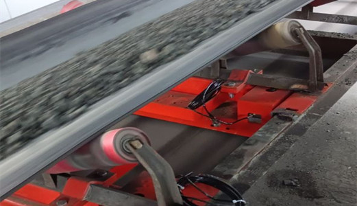 使用中的電子<a href='http://www.yiyudq.cn/' target='_blank'><u>皮帶秤</u></a>跑偏怎么調(diào)？教你這樣自查自糾正確解決